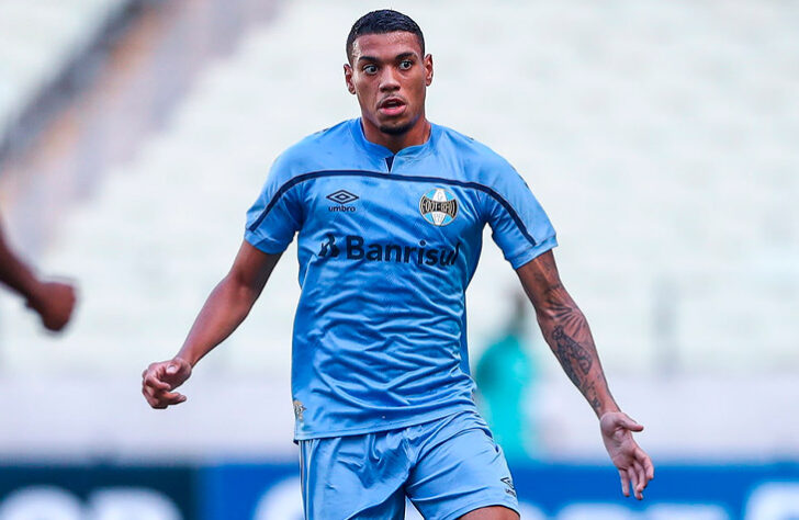 8º - Ruan - Posição: Zagueiro - Clube: Grêmio - Idade: 22 anos - Valor de mercado segundo o Transfermarkt: 1,5 milhões de euros (aproximadamente R$ 9,29 milhões) - Contrato até: 31/12/2021.