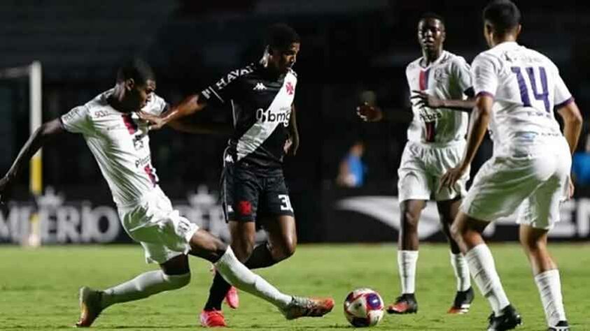 Caio Eduardo (Meio-campista) - Resende 1 x 3 Vasco - São Januário - Campeonato Carioca - 24 de abril de 2021.