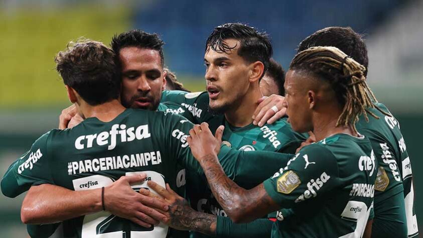 Palmeiras - Valor total do elenco segundo o Transfermarkt: 143,2 milhões de euros (aproximadamente R$ 897,98 milhões)