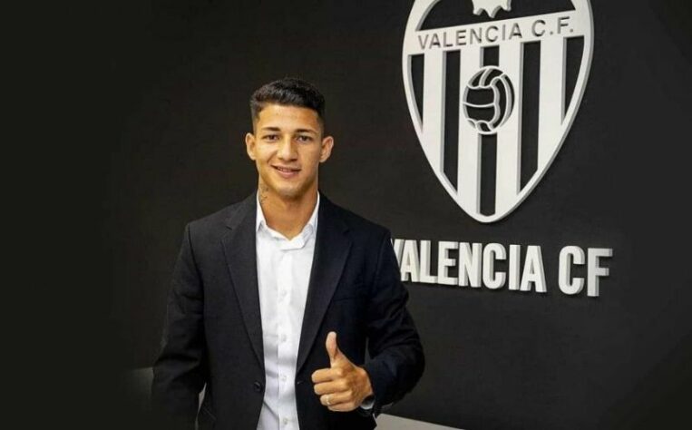 16° colocado - Valencia - 76 jogadores contratados - Última aquisição: Marcos André (8,5 milhões de euros).