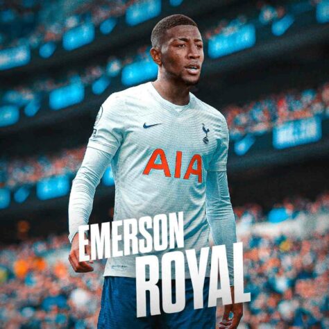 FECHADO - Mal chegou e já saiu. Recontratado pelo Barcelona nesta temporada, o lateral-direito Emerson Royal foi anunciado nesta terça-feira pelo Tottenham, da Inglaterra, no último dia da janela de transferências. O jogador de 22 anos assinou contrato com os Spurs por cinco anos, até junho de 2026. O clube inglês não divulgou os valores da transação, mas a imprensa internacional diz que o Tottenham pagou 25 milhões de euros (R$ 151 milhões) para tirar o atleta da Catalunha. O lateral-direito vestirá a camisa 12 no seu novo clube.