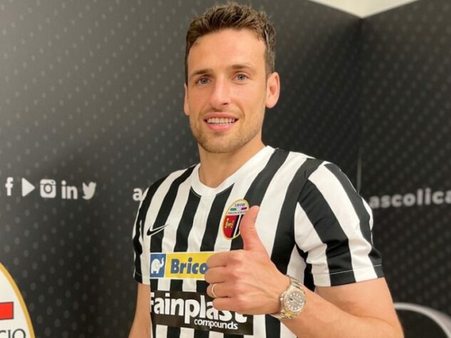 Eric Botteghin - zagueiro - 35 anos - de saída do Ascoli (ITA).