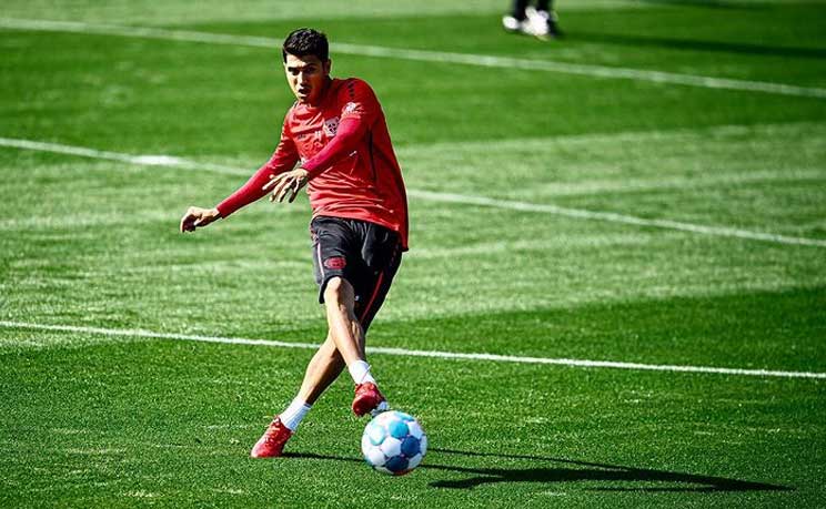 Exequiel Palacios - 22 anos - Bayer Leverkusen - Meio-campista: se destacou no River Plate e foi para o Bayer por 17 milhões de euros em 2020.