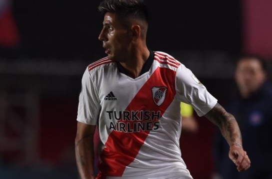 ESQUENTOU -  O zagueiro/lateral-esquerdo Fabrizio Angileri, do River Plate, foi apontado como sendo alvo de interesse para três clubes importantes que disputam o Campeonato Espanhol: Sevilla, Valencia e Villarreal. O Sevilla, aliás, foi um dos responsáveis por recente baixa no elenco Millonario ao acertar a contratação de Montiel pela quantia de 11 milhões de euros. Na cotação atual, o valor da transação envolvendo o nome formado no River seria de R$ 68 milhões.