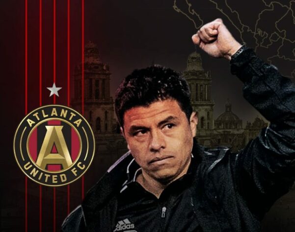 FECHADO - Os últimos dias tem sido de novidades importantes pelos lados do Atlanta United. Se na última semana o clube norte-americano confirmou a chegada do atacante Luiz Araújo, ex-São Paulo e que estava no Lille (França), desta vez a equipe do estado da Georgia informou quem será seu novo técnico. Trata-se do mexicano Gonzalo Pineda, nome que, enquanto atleta, teve larga identificação no futebol do México pelas passagens mais longevas por Pumas e Chivas.