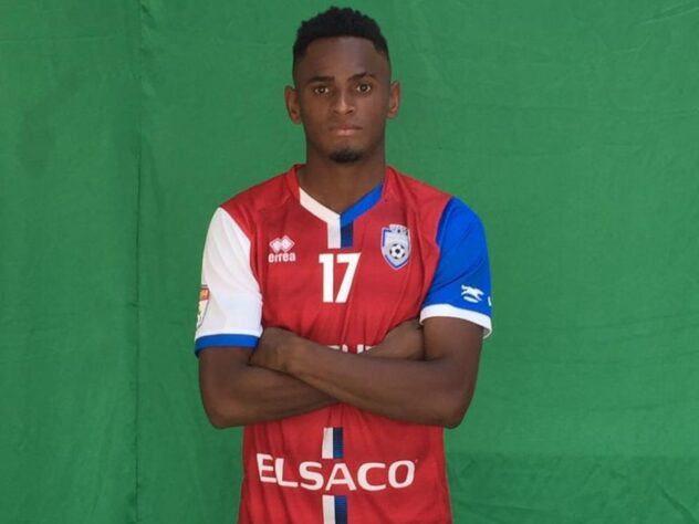 FECHADO - Na última semana o FC Botosani, da Romênia, anunciou a chegada de um brasileiro para o seu time. Jandir Breno, mais conhecido como Jajá é o reforço e promessa para essa temporada do clube, que disputa a Liga I, a principal do país. O atacante já passou por clubes como Boavista SC, XV Piracicaba, Criciúma e Sampaio Corrêa, seu último time brasileiro antes de viajar rumo a Europa. Jajá estreou na última segunda-feira, dia 10, e sua próxima partida será neste domingo, às 15h30, contra o Rapid Bucurest.