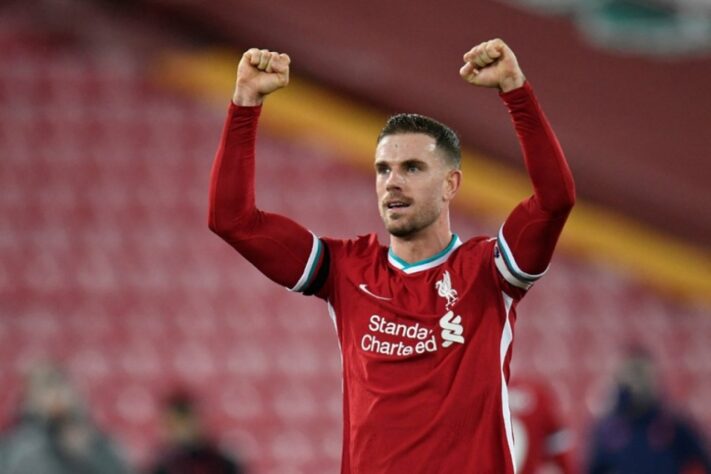 FECHADO - O Liverpool anunciou a renovação contratual de Jordan Henderson até 2025. O meia está em Anfield desde 2011, quando foi contratado junto ao Sunderland, e é considerado uma das peças fundamentais do elenco comandado por Jurgen Klopp.