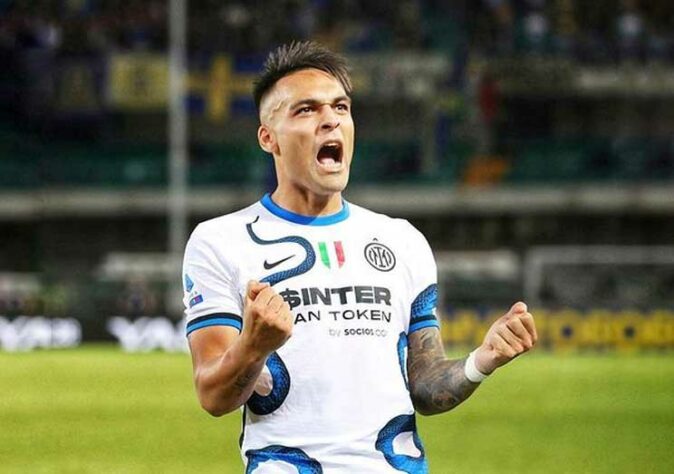 Inter de Milão: Lautaro Martínez (24 anos) - Posição: atacante - Valor de mercado: 80 milhões de euros.