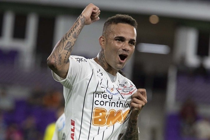 Luan (30 anos) - Posição: meia - Clube: Corinthians