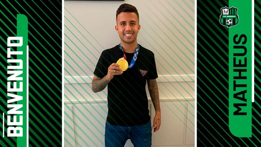 FECHADO - O Sassuolo anunciou a contratação do meio-campista Matheus Henrique, ex-Grêmio. O volante, que esteve presente na conquista da medalha de ouro nos Jogos Olímpicos com a Seleção Brasileira, deve se incorporar ao elenco italiano nos próximos dias. O clube italiano entrou em acordo pelo empréstimo do atleta por uma temporada com uma cláusula de compra obrigatória em 2022.