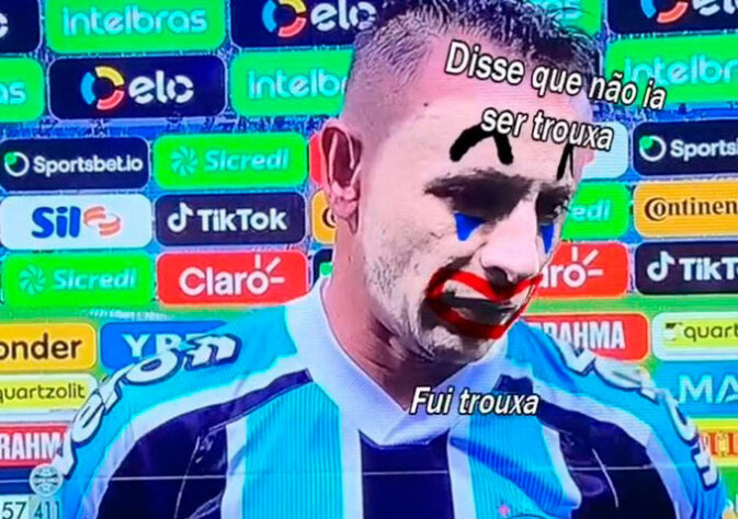 Rafinha sofre com memes após derrota do Grêmio por 4 a 0 para o Flamengo pela Copa do Brasil