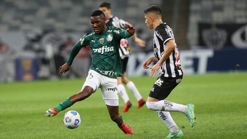 A derrota do Palmeiras para o Atlético-MG, no Mineirão, teve um fator decisivo: a expulsão de Patrick de Paula ainda no primeiro tempo. O vermelho foi controverso e ocorreu quando o jogo estava 0 a 0 (notas por Nosso Palestra)