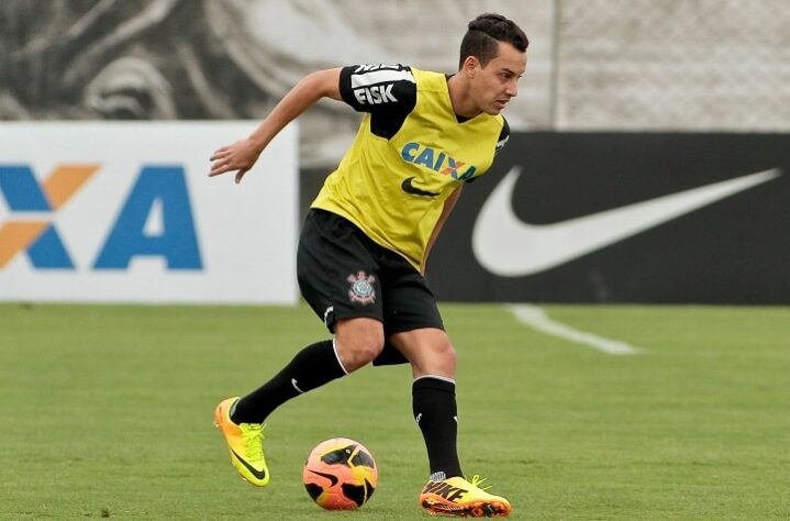 Rodriguinho - 6/10/2013 - Atlético-MG 0 x 0 Corinthians - Campeonato Brasileiro (imagem ilustrativa da época, mas não do jogo citado).