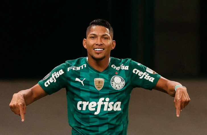 2° colocado - PALMEIRAS (35 pontos) - 18 jogos - Título: 15,6% - G6: 89,2% - Rebaixamento: 0,022%.