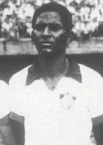Em 1964, quando a Olimpíada também foi em Tóquio, o Fluminense mandou quatro representantes: a dupla de zaga titular e dois reservas. Íris e Nélio participaram de toda a fase de preparação mas acabaram cortados da lista final de convocados. Um deles foi Valdez, zagueiro.