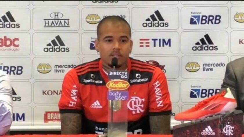 Kenedy - sem nota - Entrou no fim, mas não teve tempo para ser efetivo. 