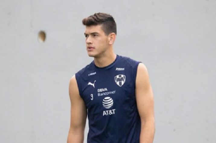 Cesar Montes: 24 anos – zagueiro – Monterrey (MEX) – Valor de mercado: 6 milhões de euros.