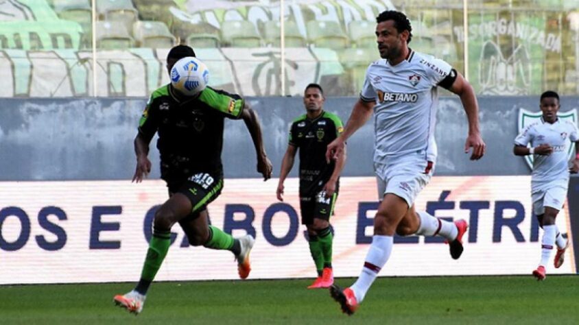 O Fluminense jogou mal e amargou a derrota por 1 a 0 para o América-MG, neste domingo, no Independência. Ademir marcou o gol do Coelho, em jogo válido pela décima-quinta rodada do Campeonato Brasileiro. Veja como foi o desempenho das equipes nas notas do LANCE!. Por Vinícius Faustini (faustini@lancenet.com.br)