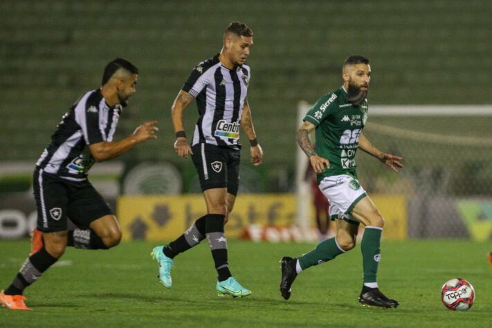 Um ponto para cada lado. Na noite desta quarta-feira, Guarani e Botafogo empataram em 1 a 1, no Brinco de Ouro, em partida válida pela 19ª rodada da Série B do Brasileirão. O resultado foi ruim para os dois times, uma vez que desperdiçaram a chance de dormir no G4. A seguir, confira as notas (por João Alexandre Borges – joaoborges@lancenet.com.br):