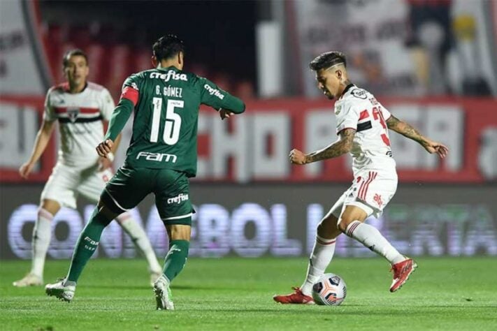 São Paulo 1 x 1 Palmeiras - 2021: no jogo de ida das quartas de final da Libertadores, o São Paulo saiu na frente com Luan, mas Patrick de Paula empatou. 