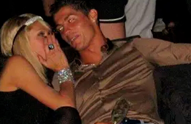 Ronaldo também já foi alvo de rumores de um affair com a atriz e modelo americana Paris Hilton.