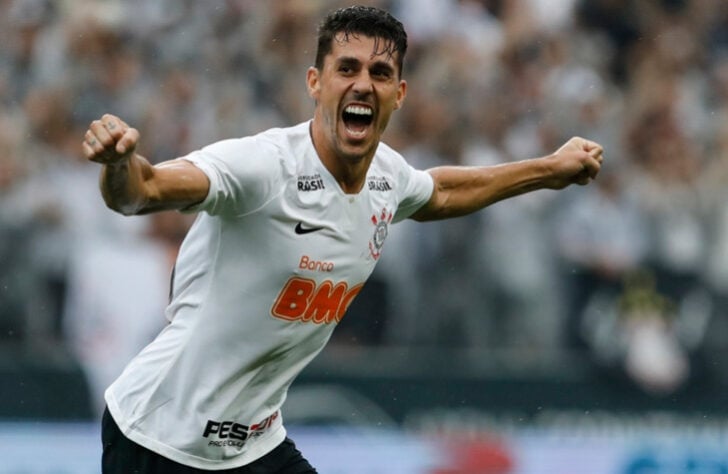 Danilo Avelar - Clube: Sem clube (Corinthians foi seu último clube) - Posição: zagueiro - Idade: 32 anos - Livre no mercado desde: 24/06/2021
