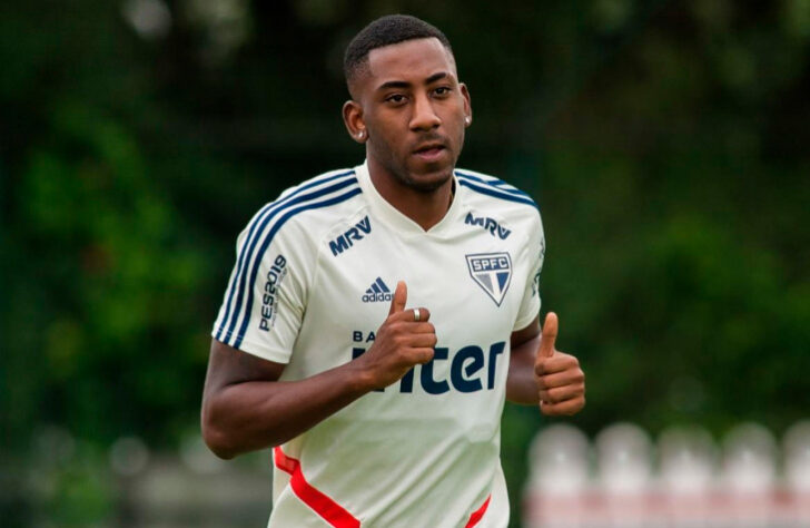 Gonzalo Carneiro (Uruguai) - Atacante - Valor de mercado: 700 mil euros (R$ 4,3 milhões) - Sem time desde: 01/04/2021 - Último clube: São Paulo.