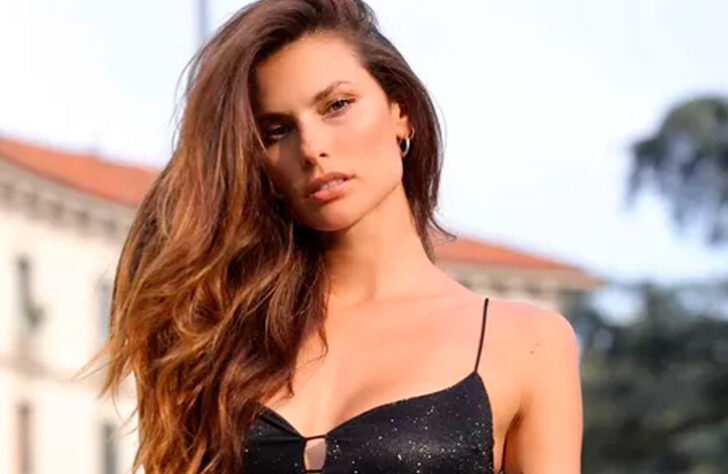 Dayane Mello (modelo / 32 anos): A modelo natural de Joinville (SC) não se manifesta sobre futebol nas redes. Neste ano ela participou do reality “Gran Fratello”, da Itália, e também é ex-namorada do atacante italiano Mario Balotelli.