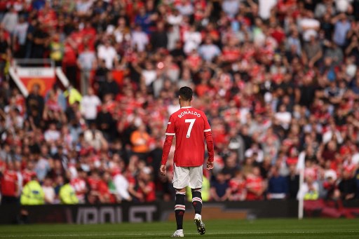 Cristiano Ronaldo em campo com a lendária camisa 7