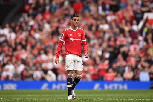 1º - Cristiano Ronaldo (atacante, 37 anos) - Clube: Manchester United - Quanto ganha: 125 milhões de dólares (R$ 637,5 milhões).