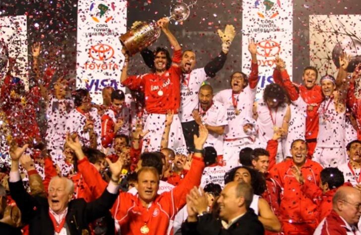 5° colocado - INTERNACIONAL (7 decisões) - Três finais de Libertadores: 1980, 2006 (campeão) e 2010 (campeão) / Uma final de Copa Sul-Americana: 2008 (campeão) / Três finais de Recopa Sul-Americana: 2007 (campeão), 2009 e 2011 (campeão).