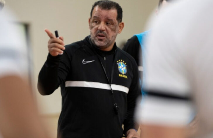 Marquinhos Xavier (Técnico) - Ex-jogador, o técnico do Brasil já foi indicado a melhor treinador do mundo em quatro oportunidades e assumiu a Seleção Brasileira em 2017.