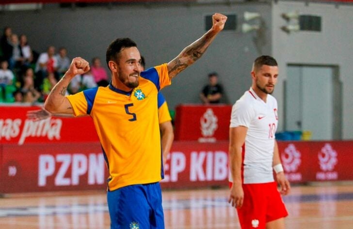Bruno (Ala) - O jogador de 34 anos atua no Ukhta, da Rússia, está em seu primeiro Mundial e já foi eleito o melhor jogador da Copa Sul-Americana de Futsal.