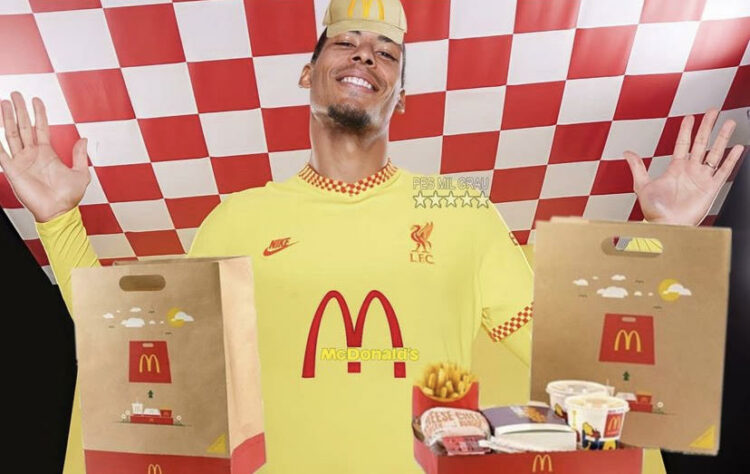 Na última semana, o Liverpool divulgou a sua terceira camisa para temporada 2021-22. Como é comum em camisas que misturam o amarelo com vermelho, o McDonald's foi lembrado.