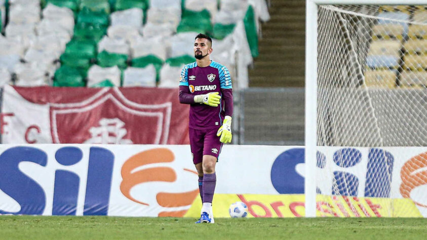 Com 25 anos, o goleiro Marcos Felipe é o titular do time principal do Fluminense e tem contrato até 31/12/2023.