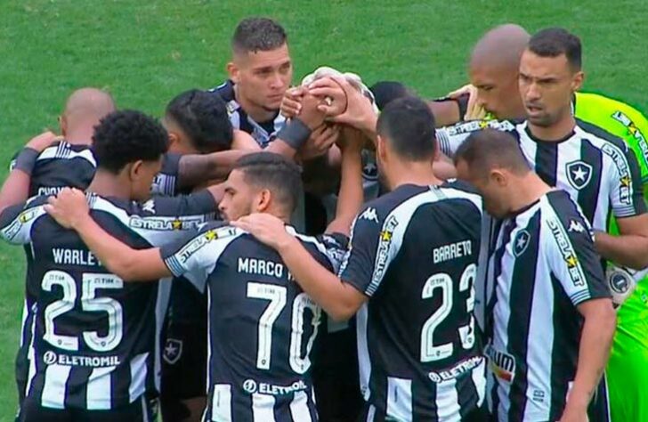 Botafogo - O Fogão jamais conquistou a Copa do Brasil. O clube carioca foi vice em 1999, ano em que o Juventude foi campeão da competição.