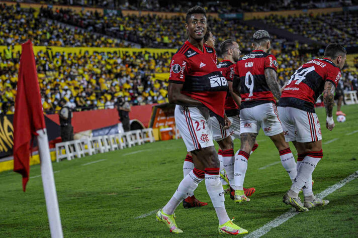 Flamengo - Valor do elenco: 147,75 milhões de euros (R$915,79 milhões) - Número de jogadores: 31.