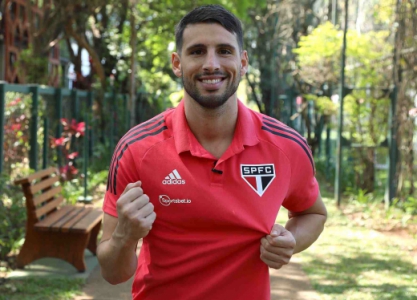 Calleri - o atacante argentino de 28 anos tem contrato com o São Paulo até dezembro de 2022, emprestado pelo Deportivo Maldonado (URU).