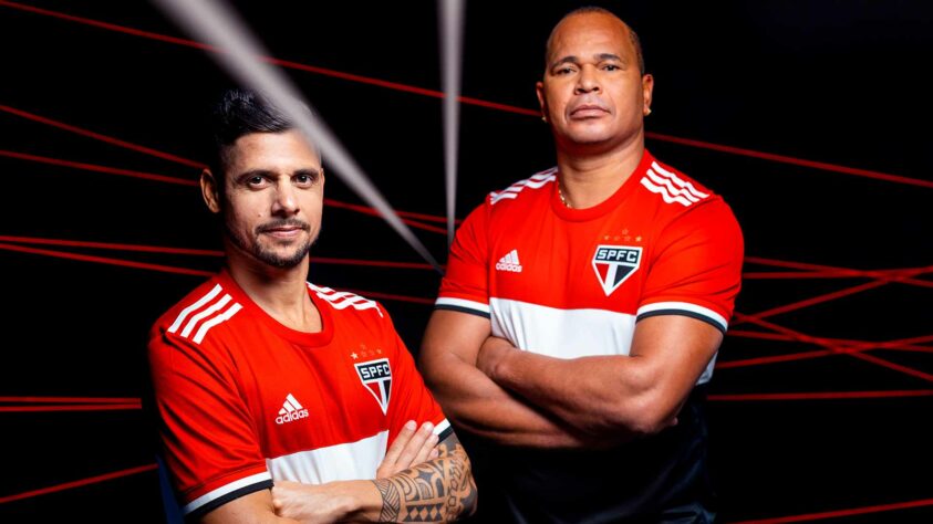 Mais detalhes da terceira camisa do São Paulo