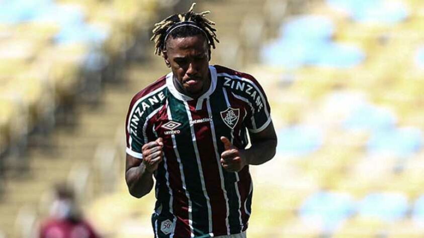 Abel Hernández - Clube: Fluminense - Idade: 31 anos - Valor de mercado segundo o Transfermarkt: 2,4 milhões de euros (aproximadamente R$ 14,86 milhões) - Contrato até: 31/12/2021.