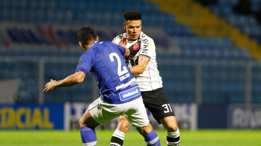 No Estádio da Ressacada, o Vasco perdeu para o Avaí por 3 a 1 e novamente perdeu a chance de tentar encostar no G4 da Série B. Getúlio, Bruno Silva e Jonathan marcaram os gols do time de Santa Catarina, enquanto Morato descontou para os cariocas. Confira as notas dos jogadores vascaínos (Por Felipe Melo - felipeeduardo@lancenet.com.br).