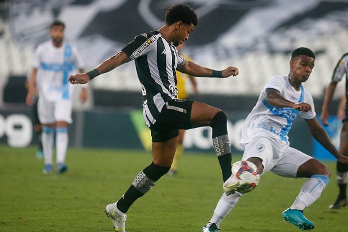 Londrina - Sobe: Fez marcação alta no primeiro tempo e travou algumas jogadas de ataque do Botafogo. / Desce: Perdeu um jogador por expulsão nos primeiros 15 minutos e não levou perigo à meta de Diego Loureiro. 