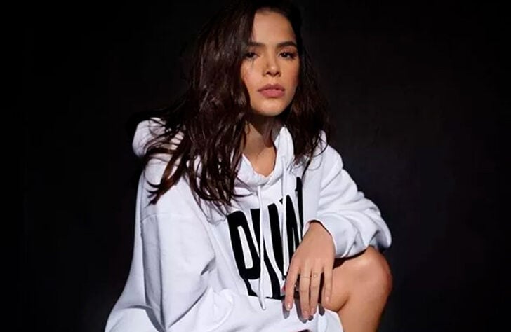 Bruna Marquezine (26 anos) - Cantora e Modelo - Embaixadora da Puma.