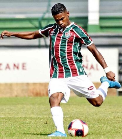 Cauã Aguiar - 20 anos - atacante - contrato com o Fluminense até 31/12/2021