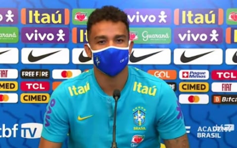 DANILO (LD, Juventus) - Ganhou sequência na Seleção Brasileira e é cotado como um dos titulares absolutos deste ciclo.