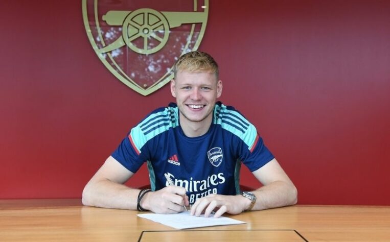 24° lugar - Aaron Ramsdale (23 anos) - Goleiro - Contratado pelo Arsenal - Ex-time: Sheffield - Valor da transferência: 28 milhões de euros (R$ 170,8 milhões).