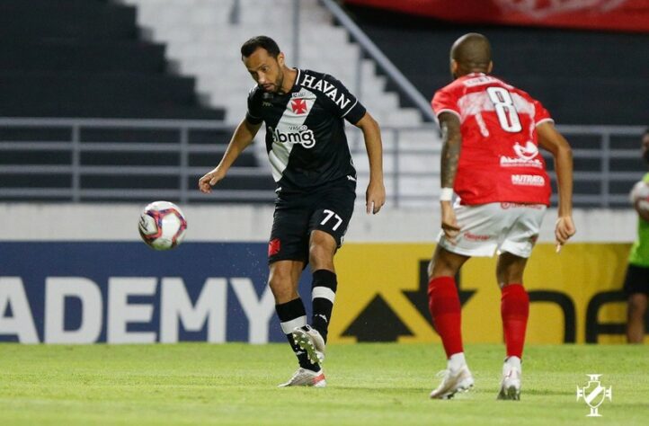 CRB - Sobe: as melhores oportunidades da equipe alagoana aconteceram nas jogadas aéreas. O time teve um gol anulado no primeiro tempo. No fim, Renan Bressan empatou a partida e salvou o time. / Desce: o goleiro Diogo Silva teve uma atuação irregular e deu rebote em pelo menos três chutes do Vasco em direção ao seu gol. No fim, fez duas boas defesas, mas também deu rebote e não encaixou a bola.