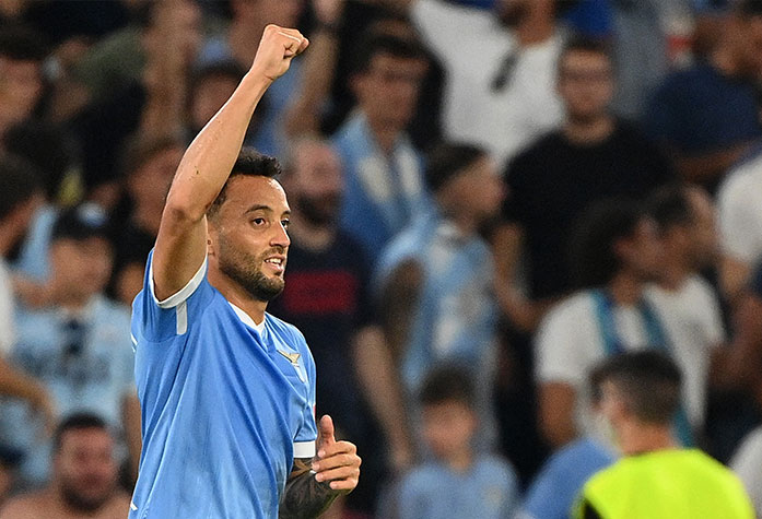 Felipe Anderson: a Lazio venceu o clássico contra a Roma por 3 a 2 e o brasileiro foi um dos destaques da partida, pois marcou um gol e deu uma assistência.