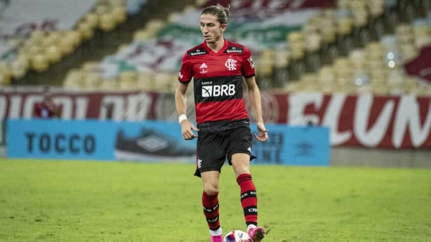  Filipe Luís (36 anos) - Lateral-esquerdo do Flamengo - Valor de mercado: 1,5 milhão de euros - O clube rubro-negro pretende estender o vínculo.