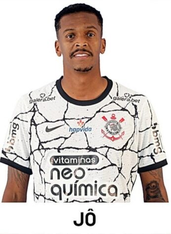 Jô - 6,0 - Isolado na frente e pouco acionado, o atacante quase não tocou na bola na etapa inicial. Depois, com as entradas de Renato Augusto e Willian, começou a aparecer mais na frente, mas não conseguiu balançar as redes desta vez. 